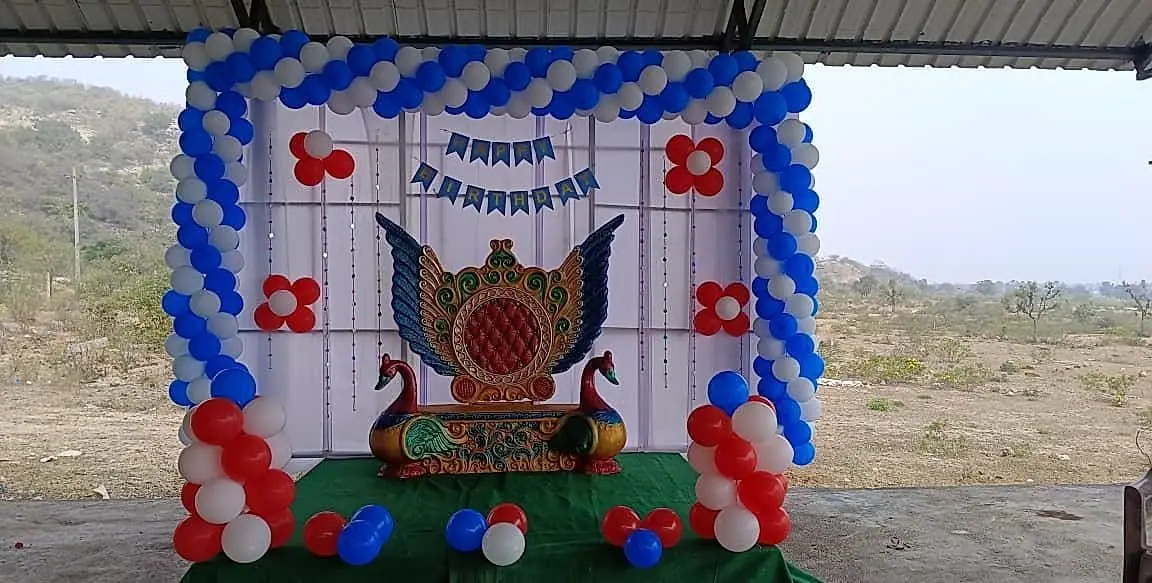 Birthday balloon and backdrop decoration by LK Events (5)