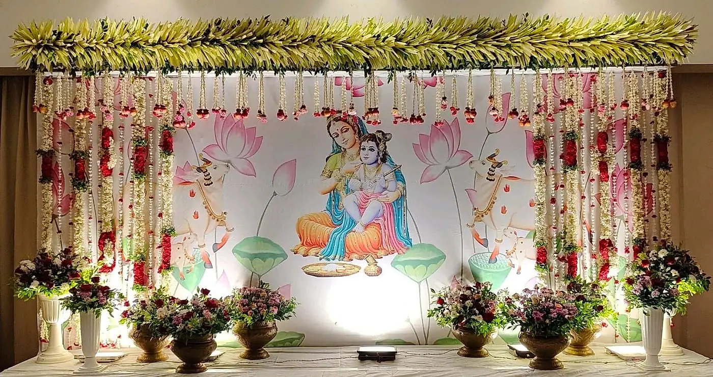 Engagement and reception stage decoration by LK Events (3)