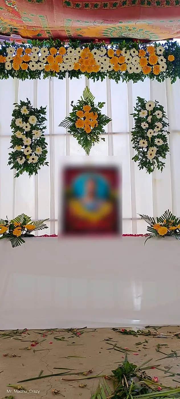 Vardhanti memorial floral tribute arranged by LK Events (2)